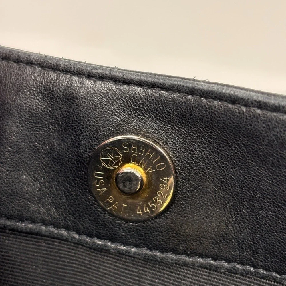 Vintage Coach Ashton Slim Purse Black Leather Shoulder Metal Hang Tag 8165